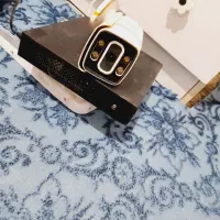 فروش دوربین نیاز به پول