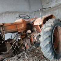 تراکتور رومانی با پاکت