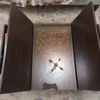 میز چوبی در حد نو