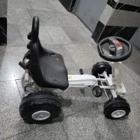 ماشین فرمون دار بچه گانه ۴ چرخ