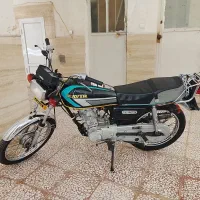 هندا عروسک
