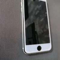 ایفون se 2020