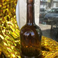 بطری شیشه ای