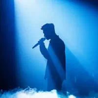 خواننده کافه و مجالس