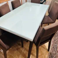 میز نهار خوری هشت نفره