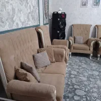 مبلمان۵نفره+میز