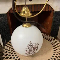 لوستر و تابلو سفید گل برجسته طلاکوب و شکلات خوری