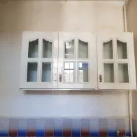 کابینت و اب چکان