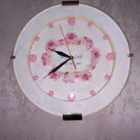 ساعت زیبا فقط ۶۰۰