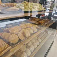 به یک فروشنده خانم در نان فانتیزی نیازمندیم