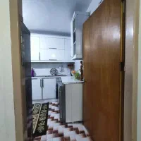 واحد فروشی نزدیک چهارراه