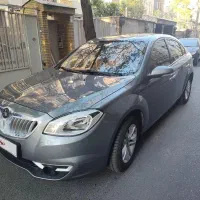 برلیانس ۳۳۰