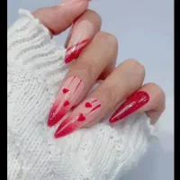 ناخن کار حرفه ای