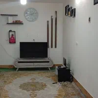 یک طبقه خانه مسکونی اجاره داده میشود