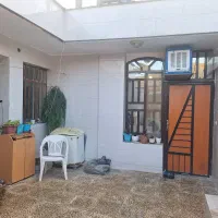 منزل-ویلایی-یک-واحد-و-یک-سویت-در-طبقه-دوم