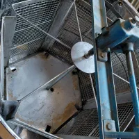 استراکتور ۶ قاب دستی (عسل کش)