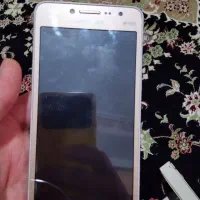 j7سامسونگ