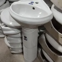 روشویی گوشه پایه دار