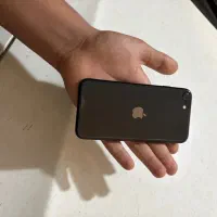 ایفون se 2020  بدون خط و خش