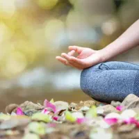 کلاس یوگا پیلاتس