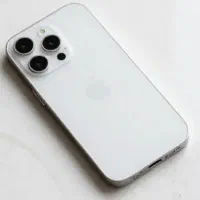 با وسواس نگهداری شده