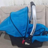 کریر و صندلی ماشین