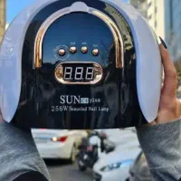 دستگاه کاشت ناخن