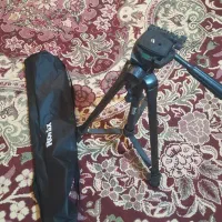 پایه واسه دوربین یا تراز لیزری