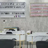 میز ناخن واستندلاک