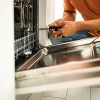 تعمیر یخچال فریزر لباسشویی اسپلیت آبسردکن آبگرمکن|خدمات پیشه و مهارت|سیرجان, |دیوار