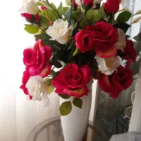 گل گلدان