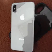 ایفون xs