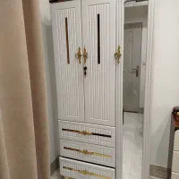 کمد و جاکفشی