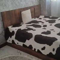 تخت خواب و آینه دراور