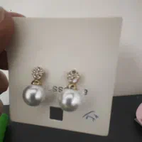 تعدادی گوشواره