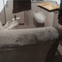 میز نهار خوری پنج نفره با میز شیشه‌ای محکم