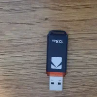 فلش ۱۲۸ گیگابایت