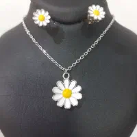 نیم ست نقره .۹۲۵عیار  . وارداتی