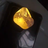 یک عدد سنگ فروشی