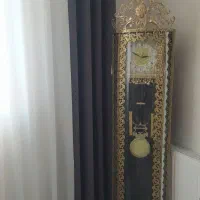 ساعت ایستاده برنجی،