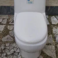 توالت فرنگی مینا