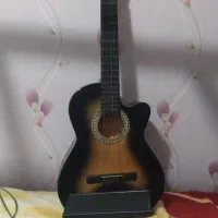 فروش فوری گیتار فروشب