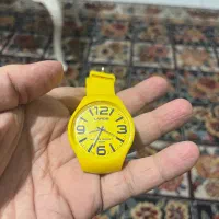 ساعت لاروس