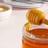 عسل کنار خرده فروشی