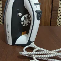 اتو بخار دستی سالم و تمیز نو زیاد استفاده نشده