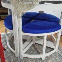 میز ناهارخوری کم‌جا