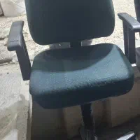 سه عدد صندلی