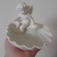 شکلات خوری تنقلات خوری لمونژ