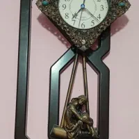 ساعت دیواری سالم و زیبا