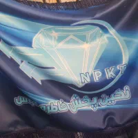 بازاریاب به همراه خودرو و انباردار با گواهینامه